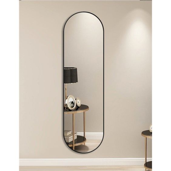 Capsule mirror