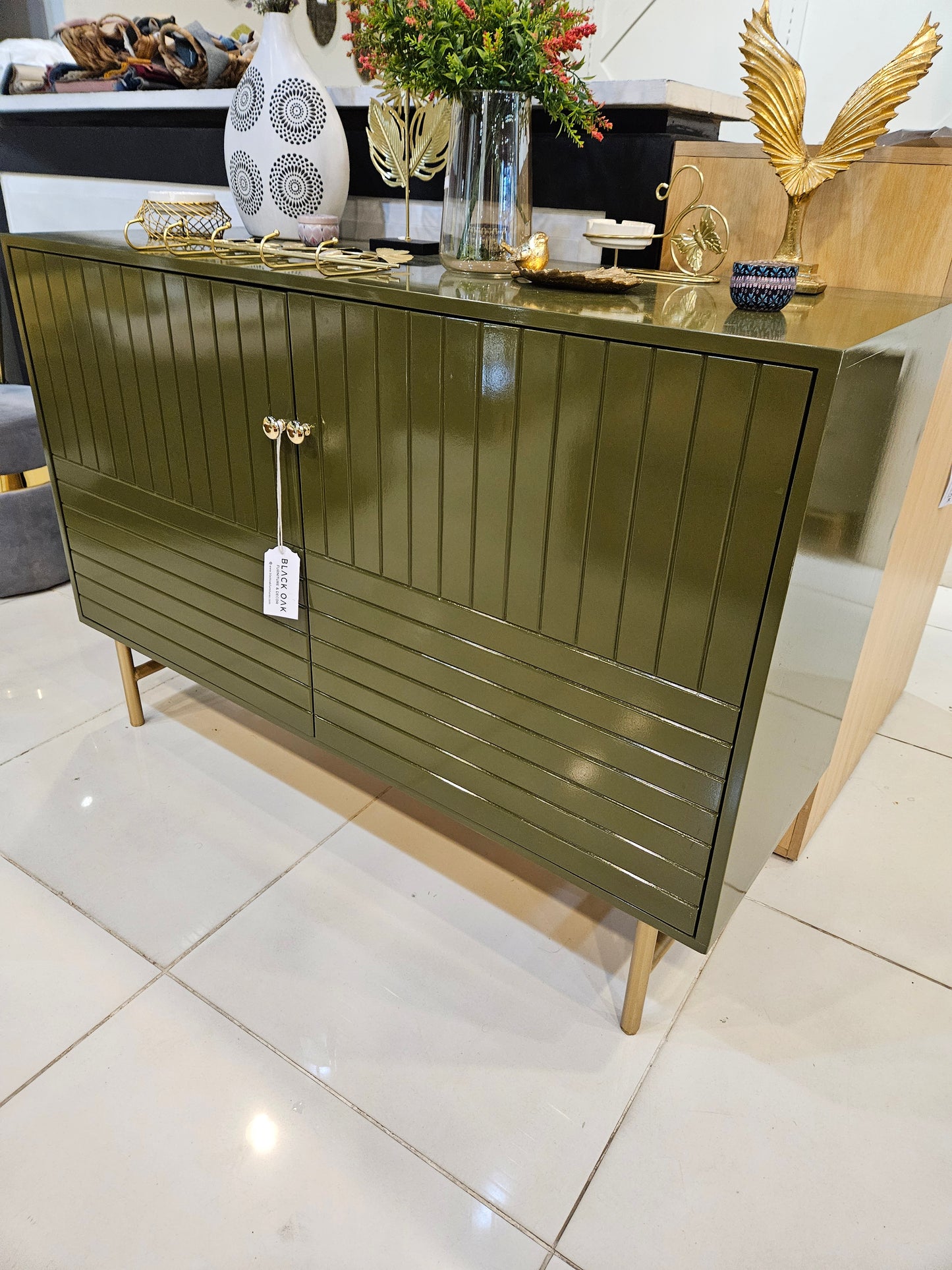 Marlin sideboard