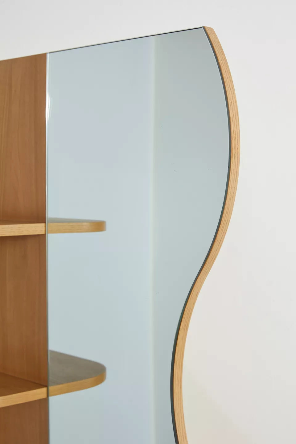 Ezra storage mirror