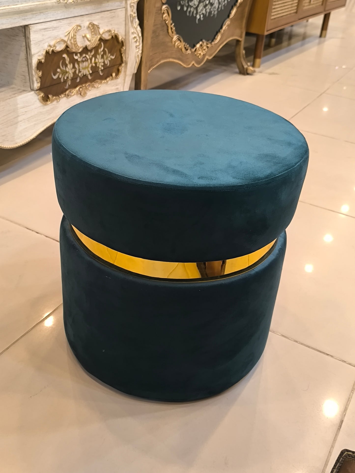 Stool s6