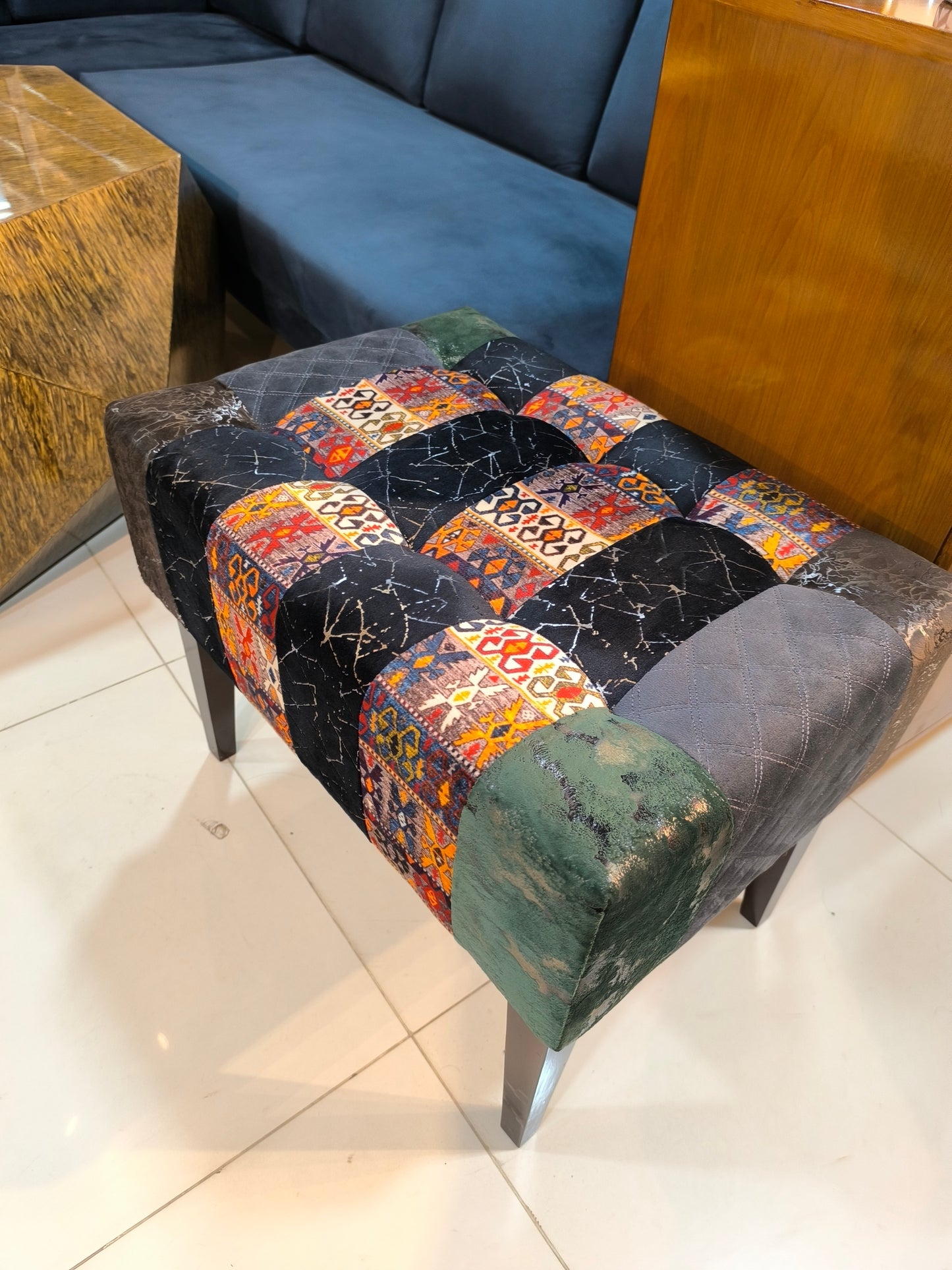 Patchwork ottoman s3