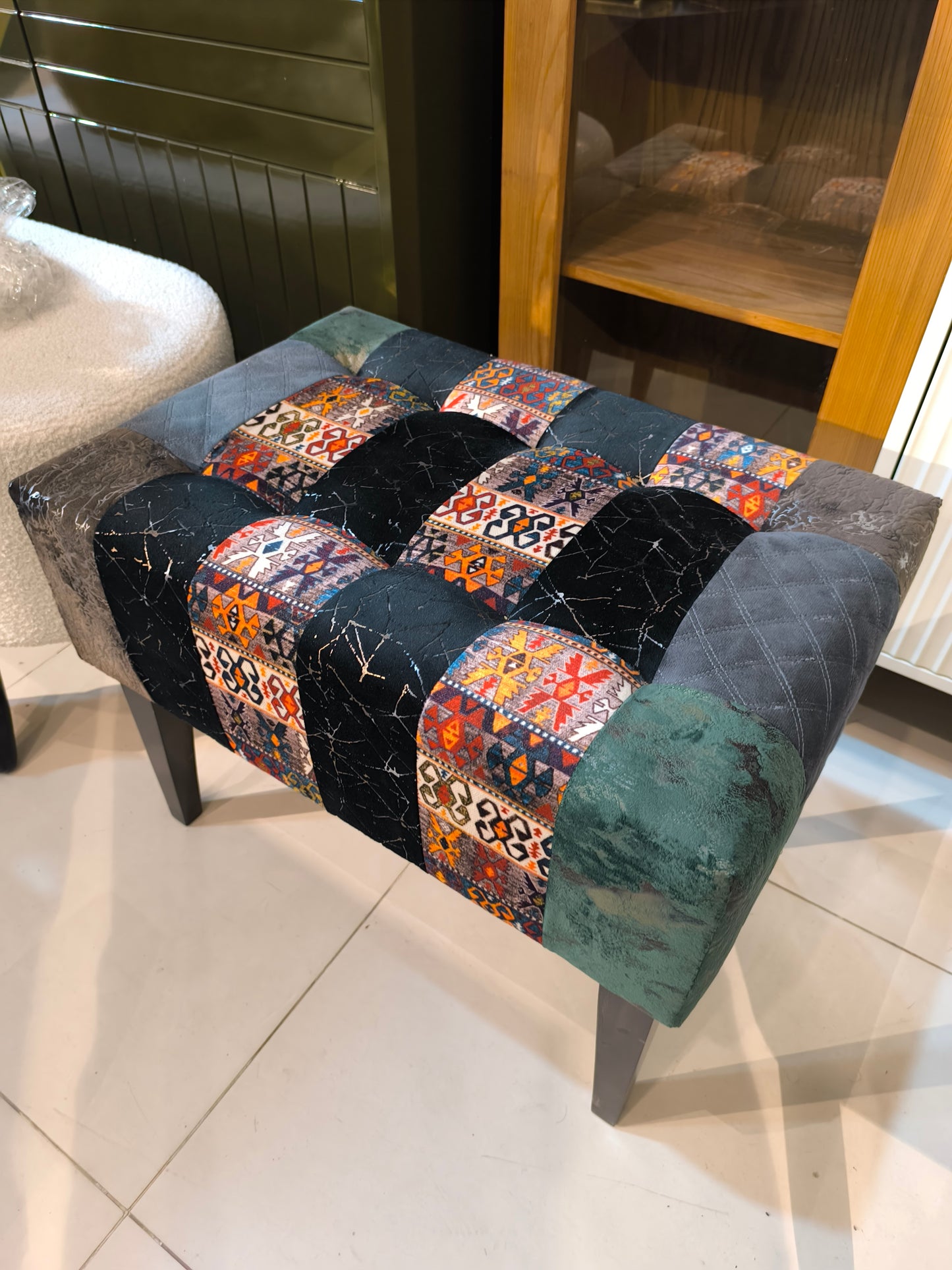 Patchwork ottoman s3